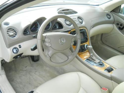 Mercedes-Benz SL Class 2004 photo 2