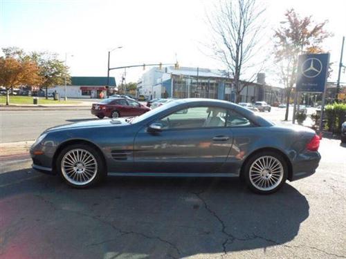 Mercedes-Benz SL Class 2004 photo 2