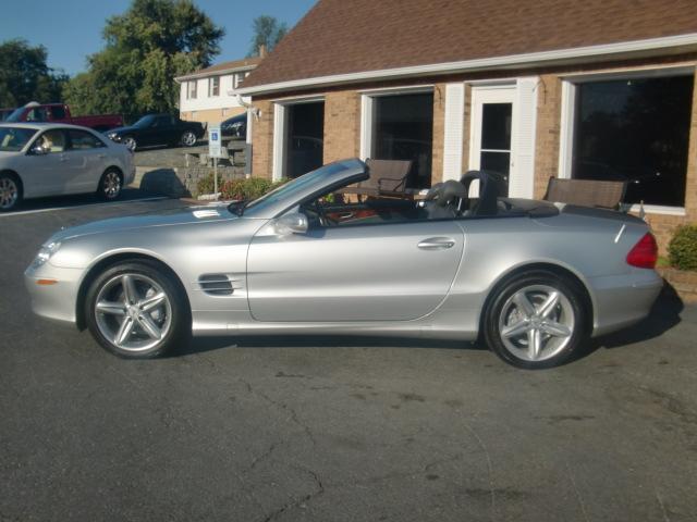Mercedes-Benz SL Class 2004 photo 3