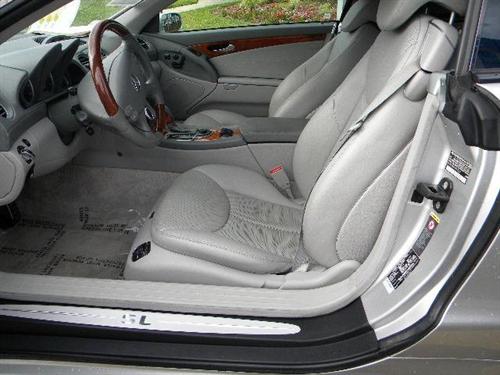 Mercedes-Benz SL Class 2004 photo 4