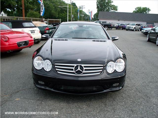 Mercedes-Benz SL Class 2005 photo 2