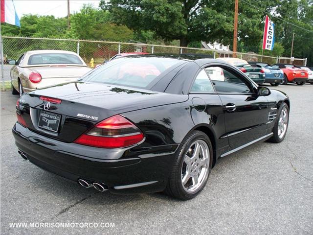 Mercedes-Benz SL Class 2005 photo 5