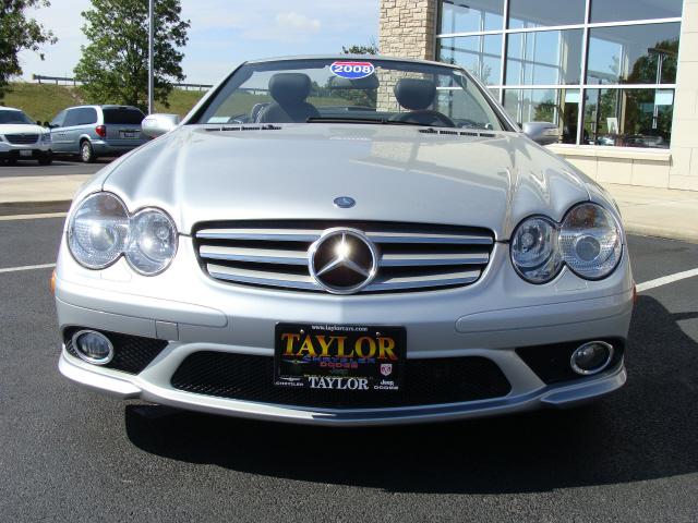 Mercedes-Benz SL Class 2008 photo 2