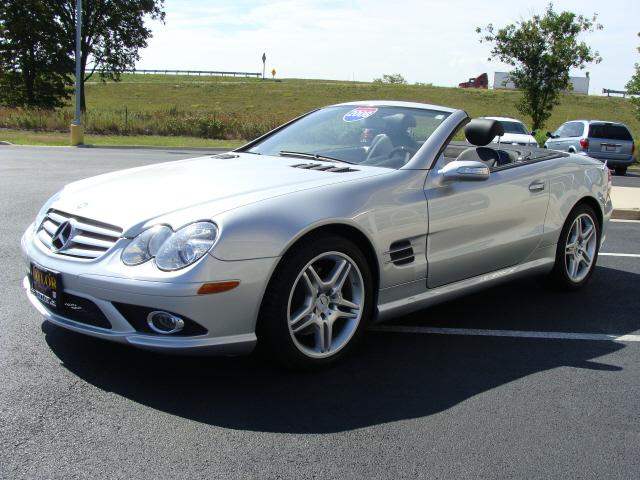 Mercedes-Benz SL Class 2008 photo 3