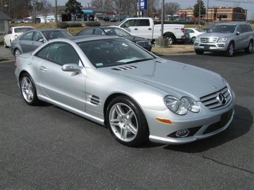 Mercedes-Benz SL Class 2008 photo 1
