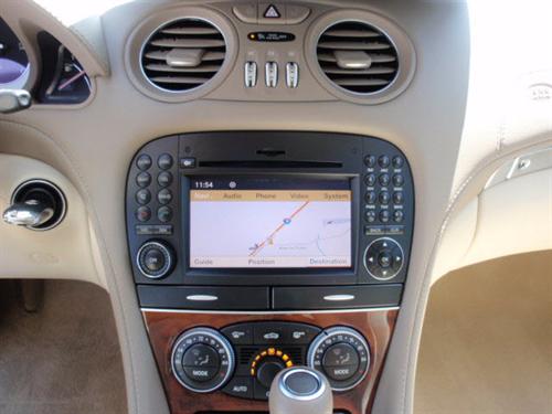 Mercedes-Benz SL Class 2009 photo 1