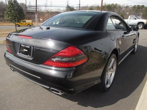 Mercedes-Benz SL Class 2009 photo 2