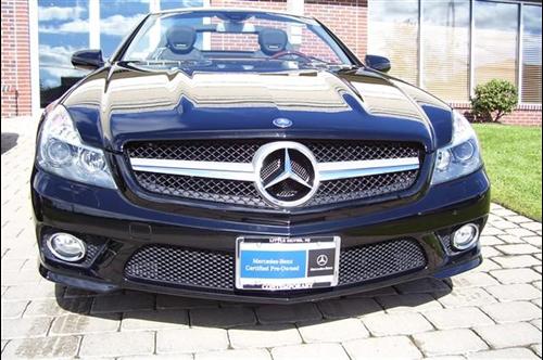 Mercedes-Benz SL Class 2009 photo 1