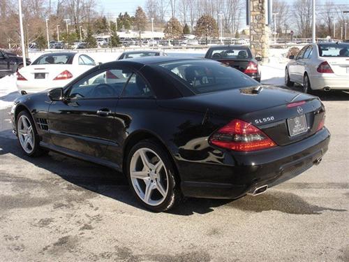 Mercedes-Benz SL Class 2009 photo 2