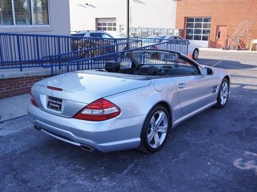 Mercedes-Benz SL Class 2009 photo 1