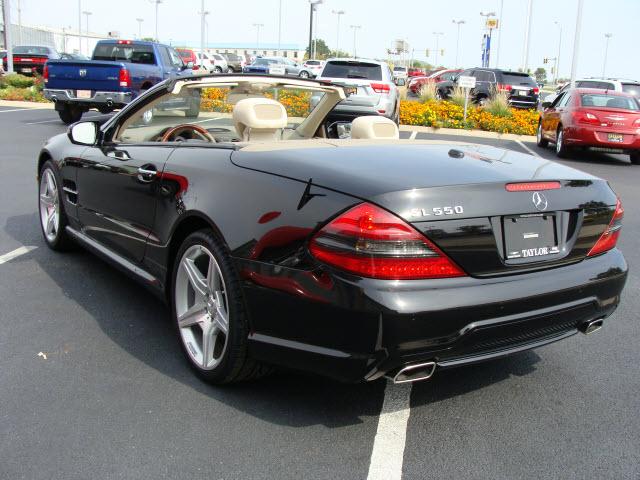 Mercedes-Benz SL Class 2009 photo 3