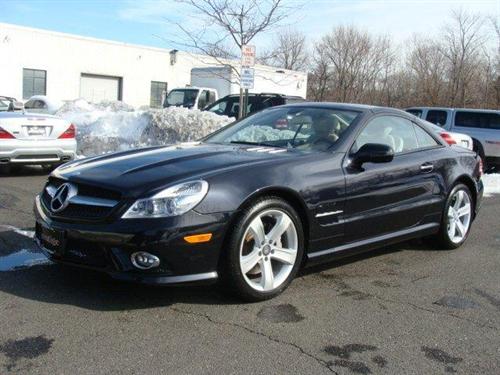 Mercedes-Benz SL Class 2009 photo 1