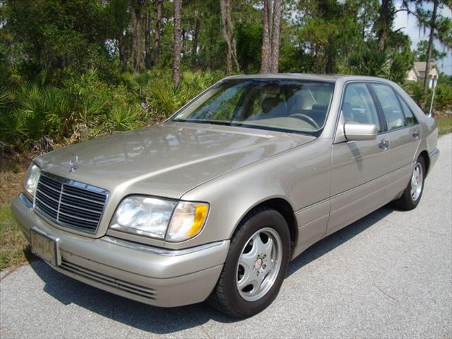 Mercedes-Benz S Class SE Automatic 4X4 Beutiful Sedan