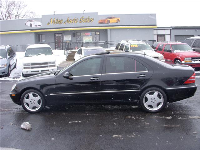 Mercedes-Benz S Class Sahara Sedan