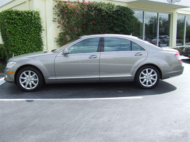 Mercedes-Benz S Class 2007 photo 3