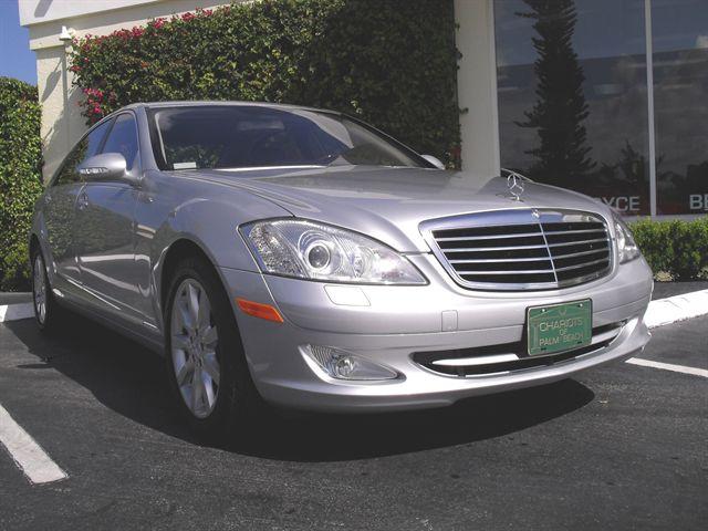 Mercedes-Benz S Class 4WD Supercab 145 Lariat Sedan