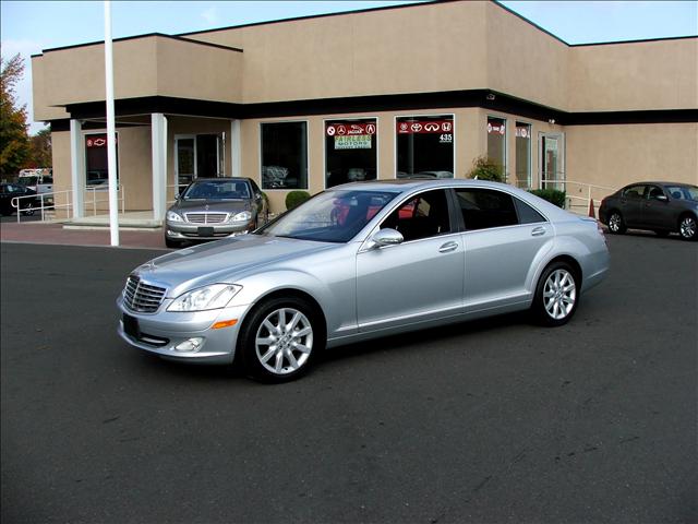 Mercedes-Benz S Class 18900+375 Sedan