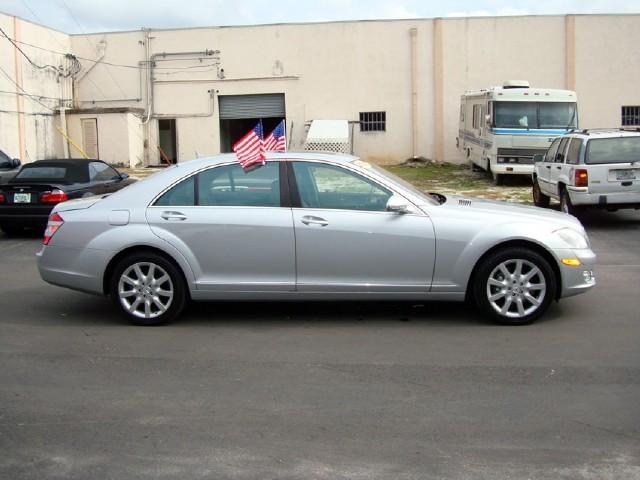 Mercedes-Benz S Class 2007 photo 3