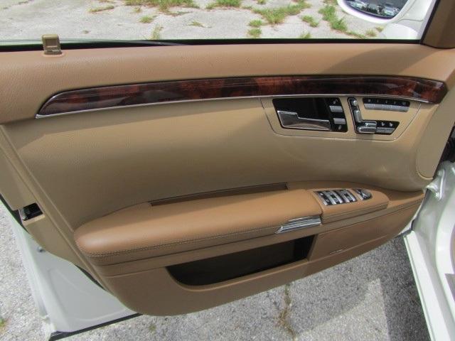 Mercedes-Benz S Class 2007 photo 5