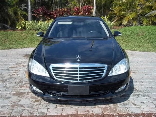 Mercedes-Benz S Class 18900+375 Sedan