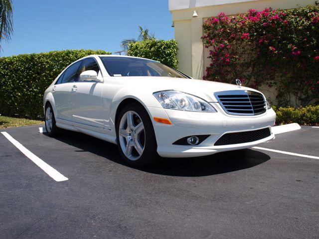 Mercedes-Benz S Class 4WD Supercab 145 Lariat Sedan