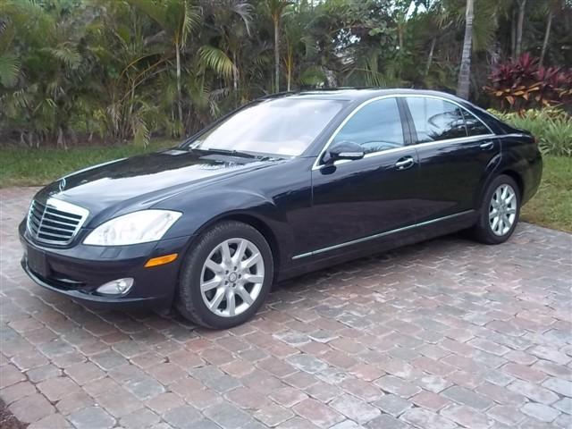 Mercedes-Benz S Class 2.5i AWD SUV Sedan