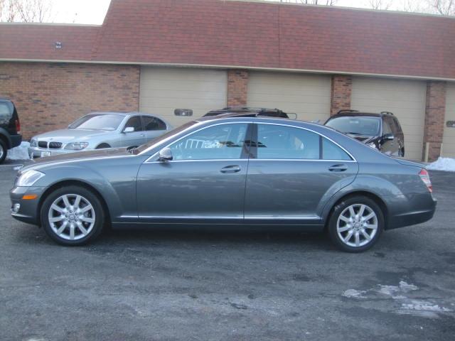 Mercedes-Benz S Class 18900+375 Sedan