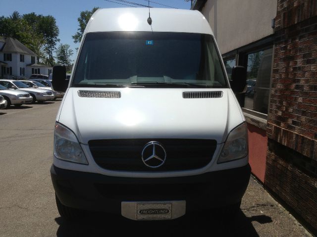 Mercedes-Benz Sprinter 2500 Super Crewxlt Passenger Van