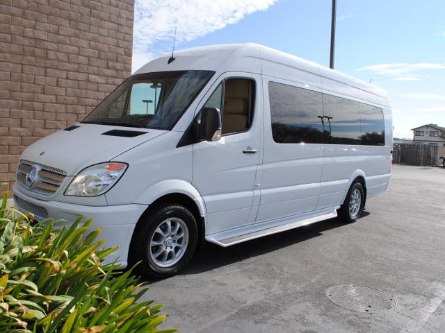 Mercedes-Benz Sprinter 2500 2.0T Luxury Ed.-fully Loaded Passenger Van