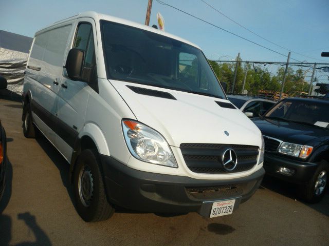 Mercedes-Benz Sprinter 2500 2010 photo 9