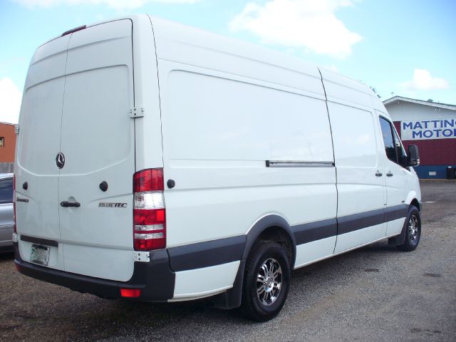 Mercedes-Benz Sprinter 2500 2011 photo 1
