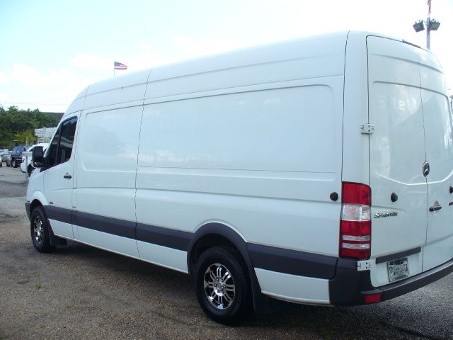 Mercedes-Benz Sprinter 2500 2011 photo 8