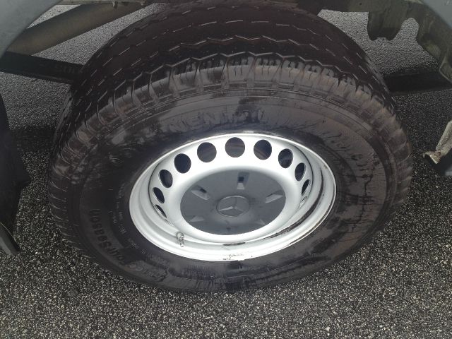 Mercedes-Benz Sprinter 2500 2012 photo 29
