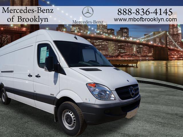 Mercedes-Benz Sprinter 2500 2013 photo 2
