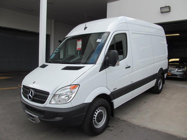 Mercedes-Benz Sprinter 2500 Unknown Passenger Van