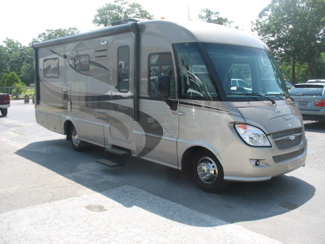 Mercedes-Benz Sprinter 3500 Styleside Super Crew RV - Camper
