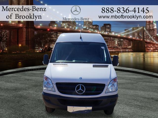 Mercedes-Benz Sprinter 3500 2012 photo 2
