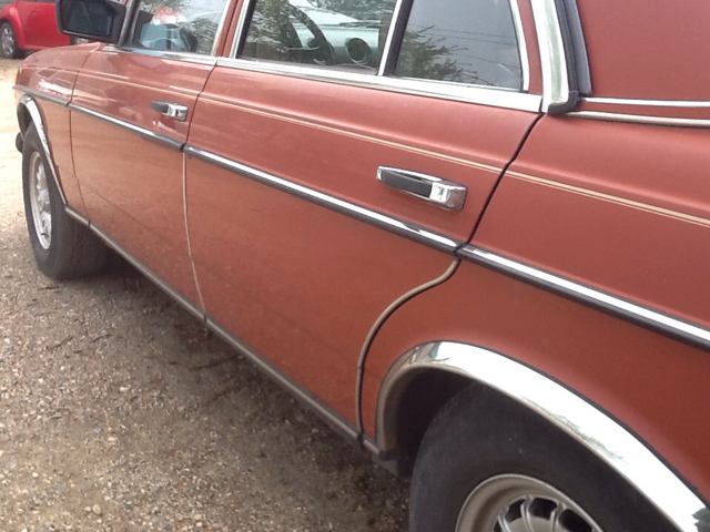 Mercedes-Benz Unspecified 1984 photo 7