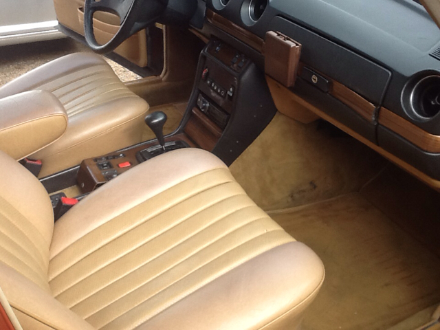 Mercedes-Benz Unspecified 1984 photo 9