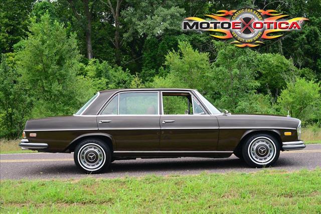 Mercedes Benz 280SEL 1972 photo 1