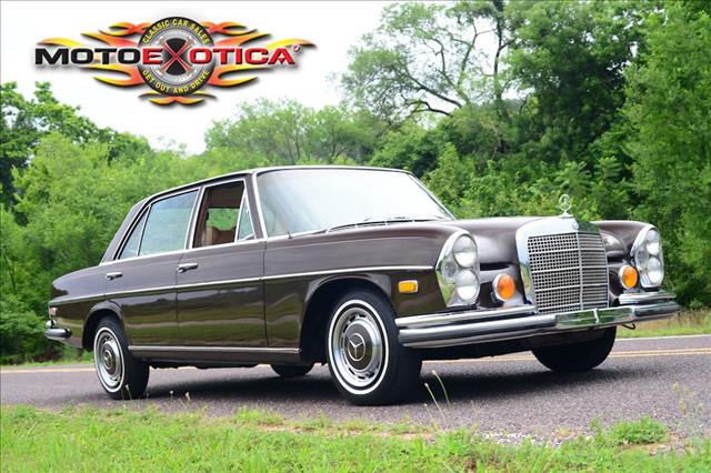 Mercedes Benz 280SEL 1972 photo 4