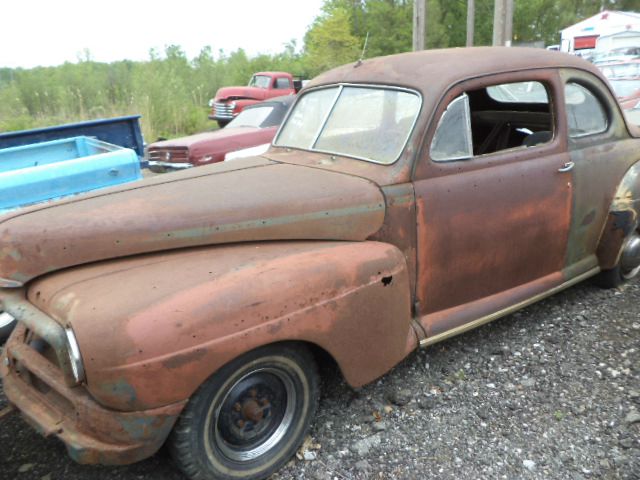 Mercury COUPE 1946 photo 2