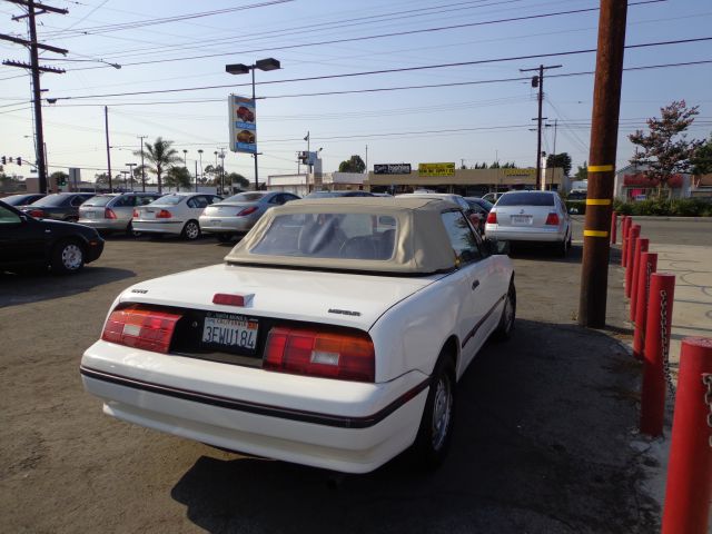 Mercury Capri 1993 photo 3