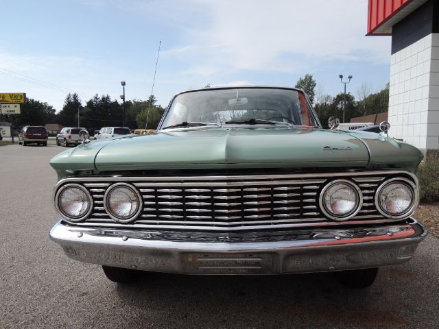 Mercury Comet 1961 photo 2