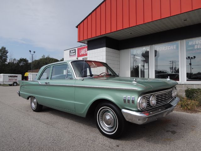 Mercury Comet 1961 photo 3