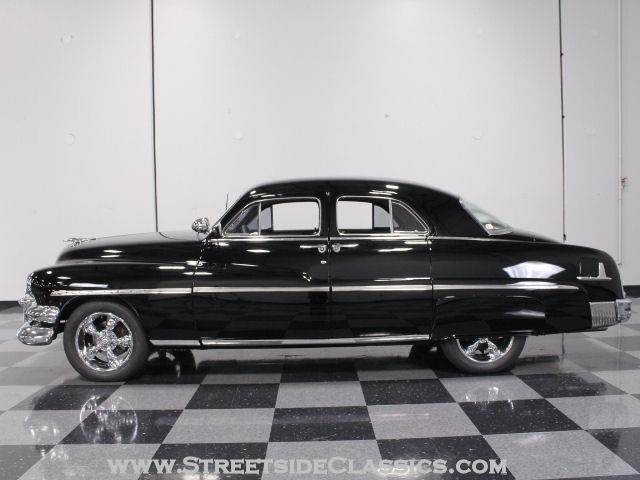 Mercury Eight 1951 photo 3