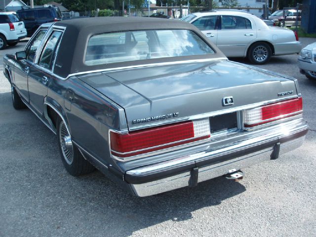 Mercury Grand Marquis 1988 photo 4
