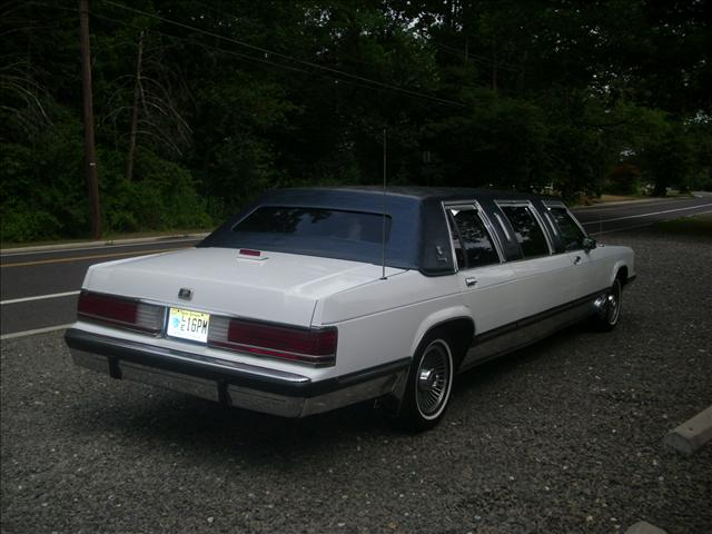 Mercury Grand Marquis 1988 photo 2