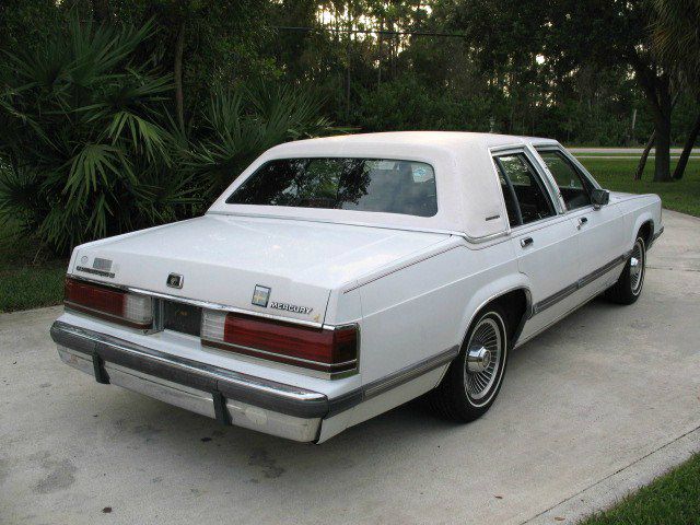 Mercury Grand Marquis Touring W/nav.sys Sedan