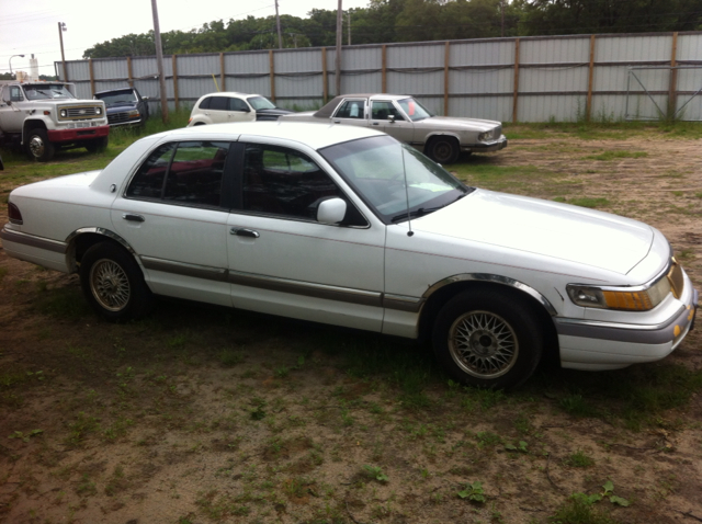 Mercury Grand Marquis Touring W/nav.sys Sedan